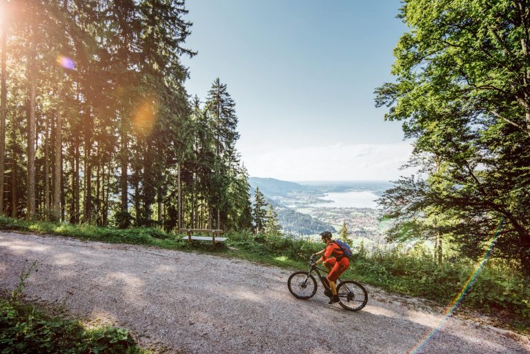 Biken in den Bergen am Tegernsee Relais Chalet Wilhelmy